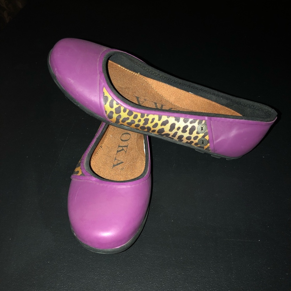 *Purple flats by Chooka*